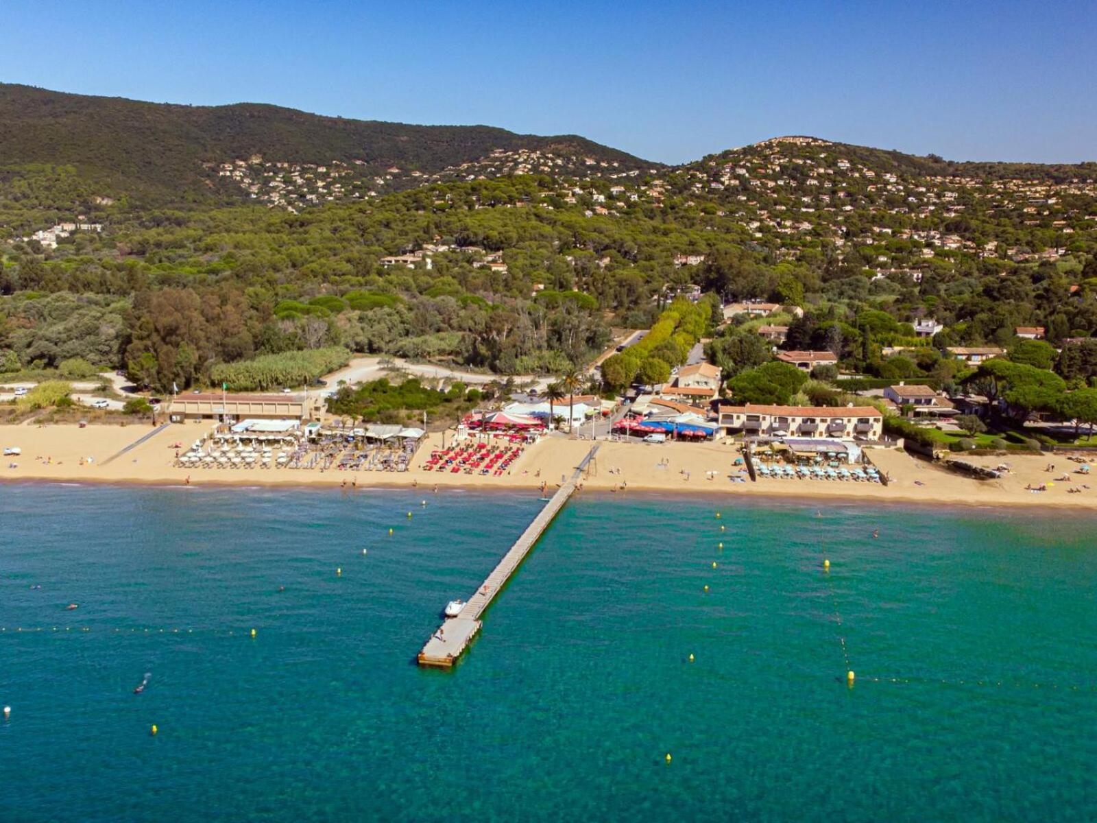 Appartement Residence Santa Barbara Avec Piscine Et A 750M De La Plage Cavalaire-sur-Mer Exterior foto
